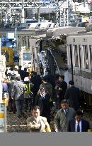 Tokyo subway trains collide, 3 killed, 31 hurt